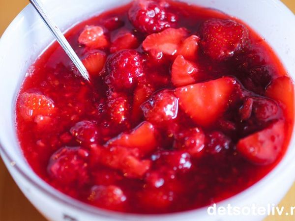 Hovedbilde softis & Rørte Jordbær 